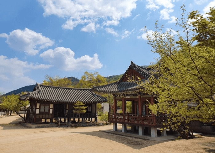 Bukchon Hanok Village